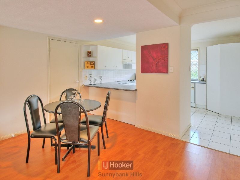 15/10 Lawrence Close, Robertson QLD 4109