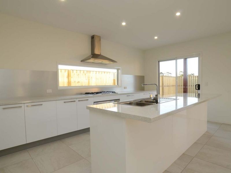 19 Hillcrest Street, Rochedale QLD 4123