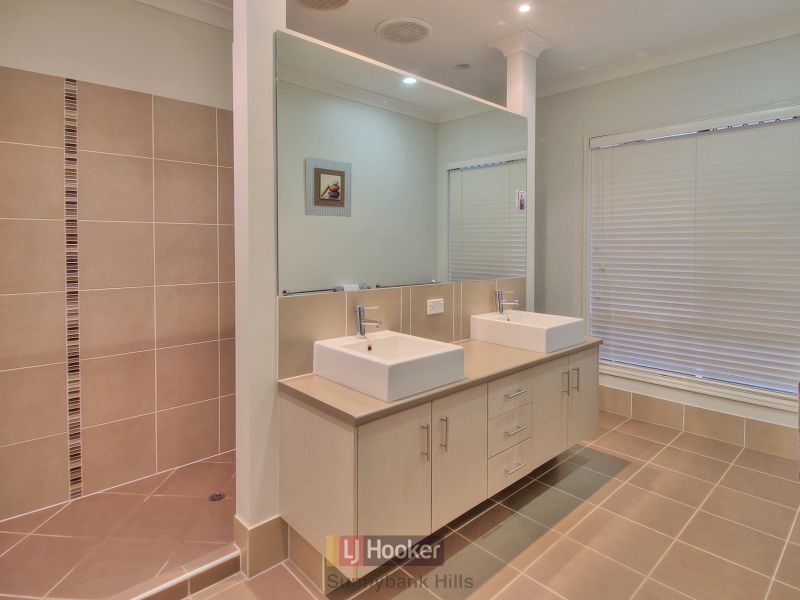 16 Drogheda Close, Underwood QLD 4119