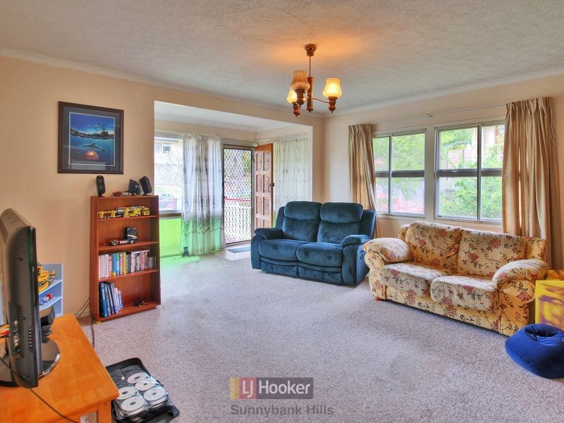 4 Mikarie Street, Sunnybank Hills QLD 4109