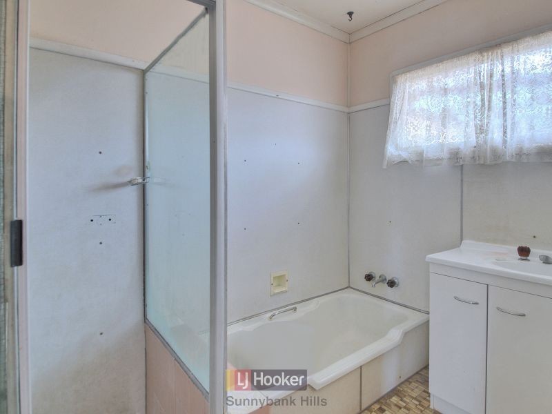 4 Mikarie Street, Sunnybank Hills QLD 4109