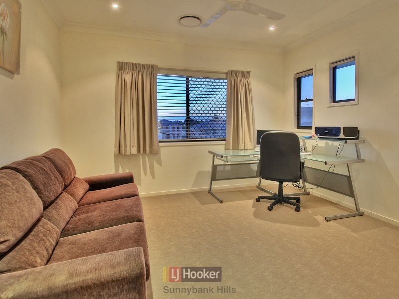 11 Spruce Bark Court, Stretton QLD 4116