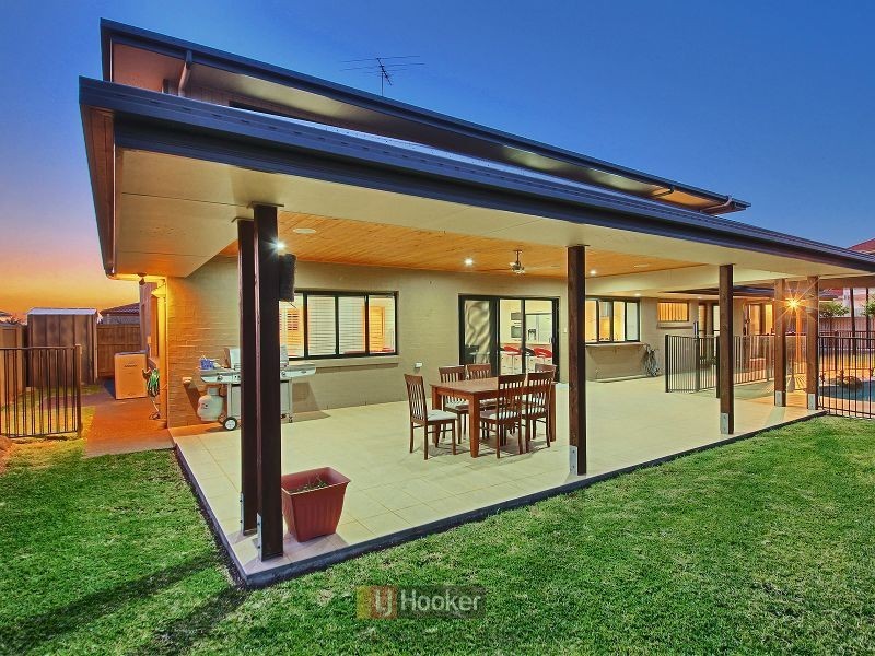 11 Spruce Bark Court, Stretton QLD 4116