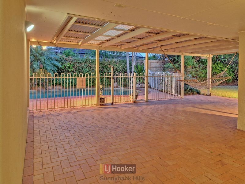 22 Grassland Place, Sunnybank Hills QLD 4109