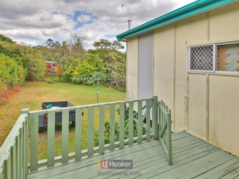 12 Yurugu Street, Woodridge QLD 4114