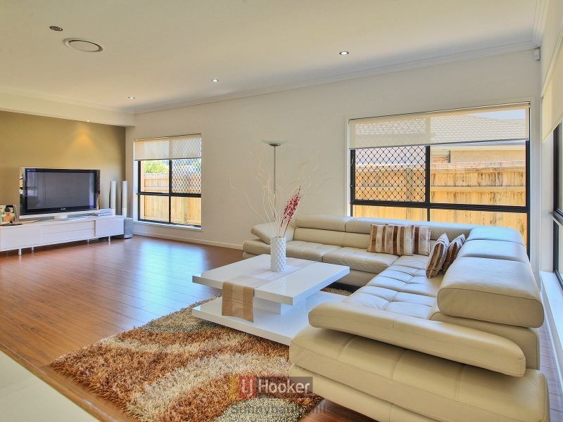 17 Southwalk Esplanade, Underwood QLD 4119