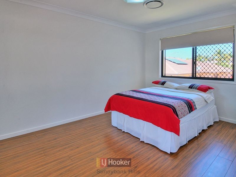 17 Southwalk Esplanade, Underwood QLD 4119