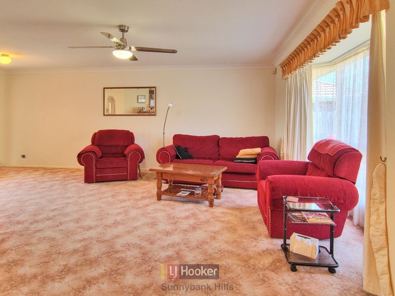 17 Shelduck Place, Calamvale QLD 4116