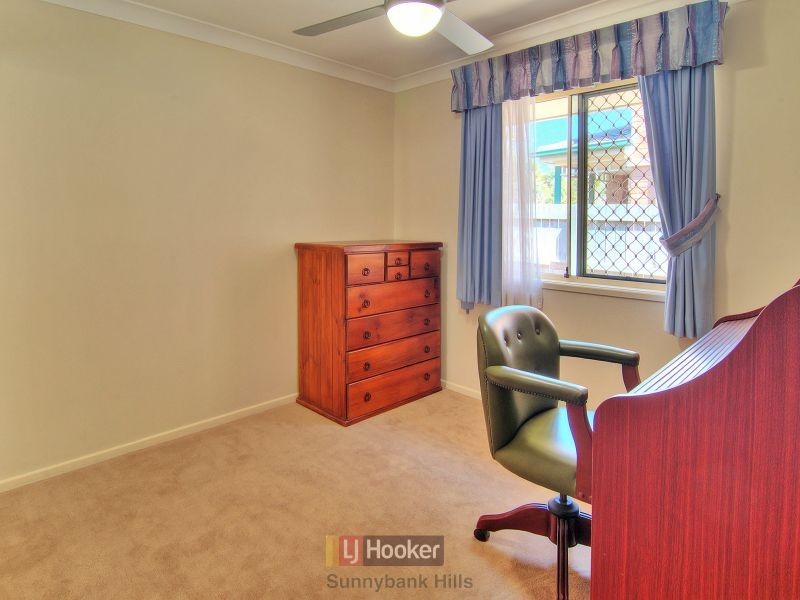 17 Shelduck Place, Calamvale QLD 4116