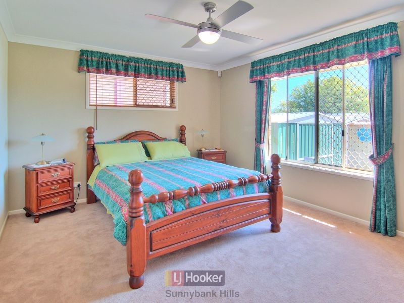 17 Shelduck Place, Calamvale QLD 4116