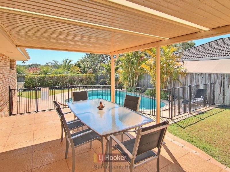 17 Shelduck Place, Calamvale QLD 4116