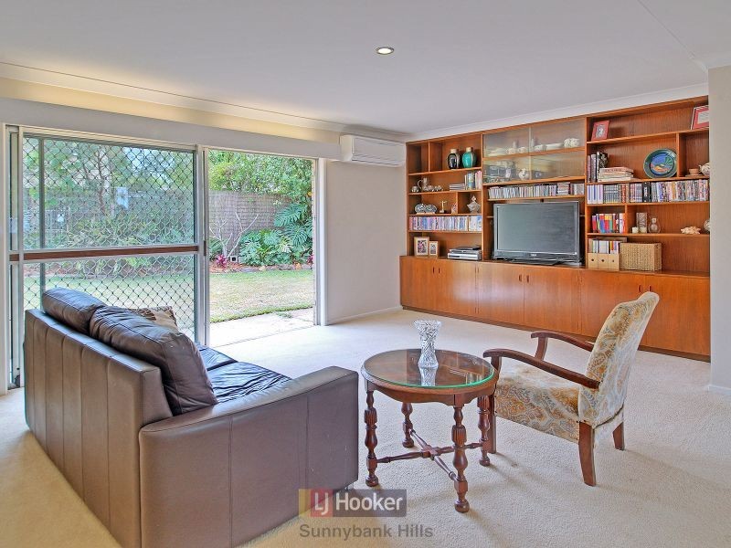 3 Wistaria Street, Sunnybank Hills QLD 4109