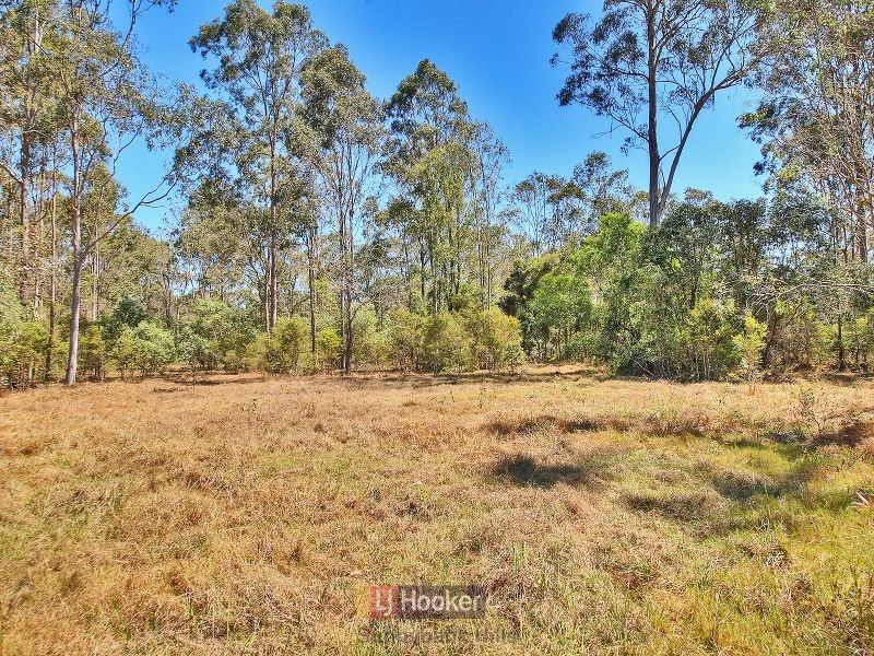 220 Sweets Road, Pallara QLD 4110