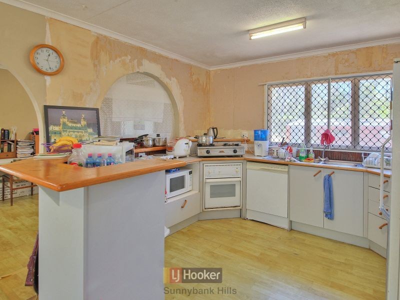 220 Sweets Road, Pallara QLD 4110