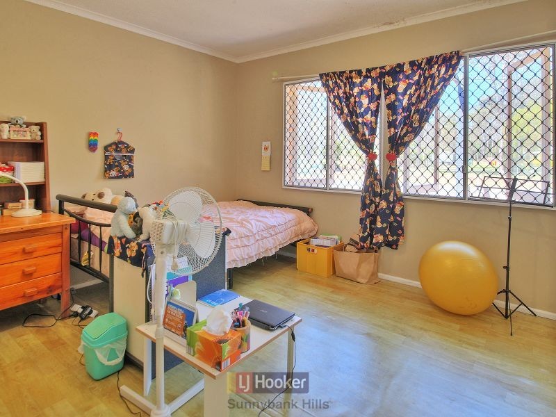 220 Sweets Road, Pallara QLD 4110