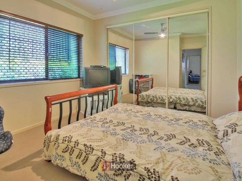 12 Walker Circuit, Eight Mile Plains QLD 4113