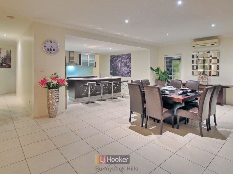 3 Lincon Place, Parkinson QLD 4115