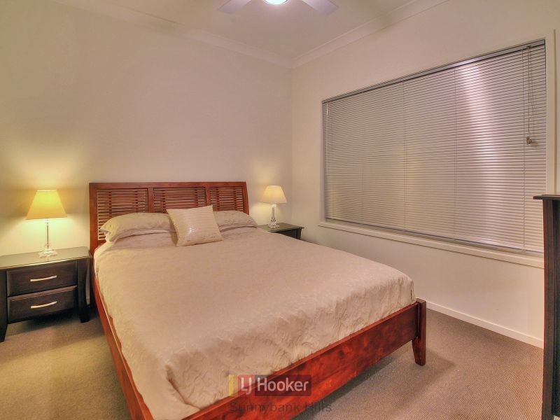 3 Lincon Place, Parkinson QLD 4115