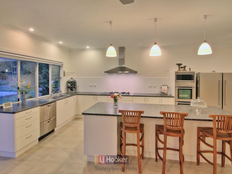 113 Lincoln Green Drive, Forestdale QLD 4118