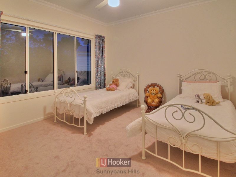 113 Lincoln Green Drive, Forestdale QLD 4118