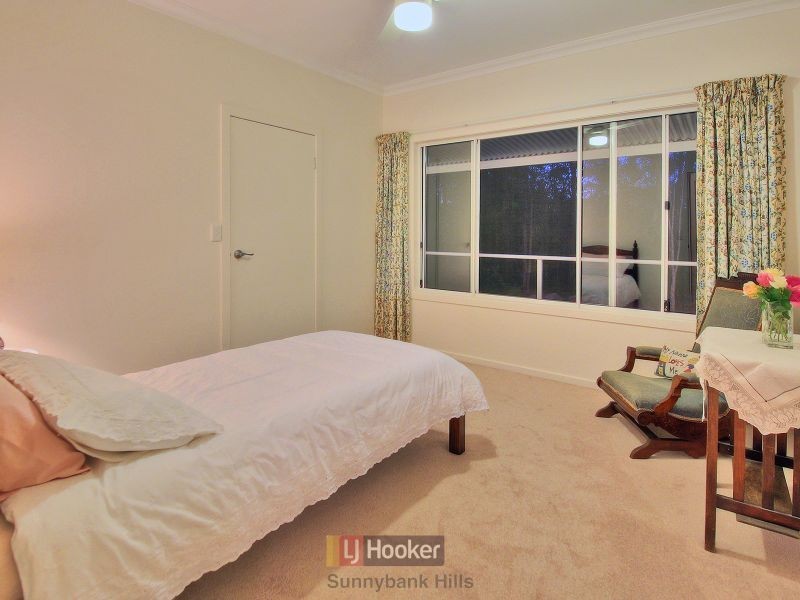 113 Lincoln Green Drive, Forestdale QLD 4118
