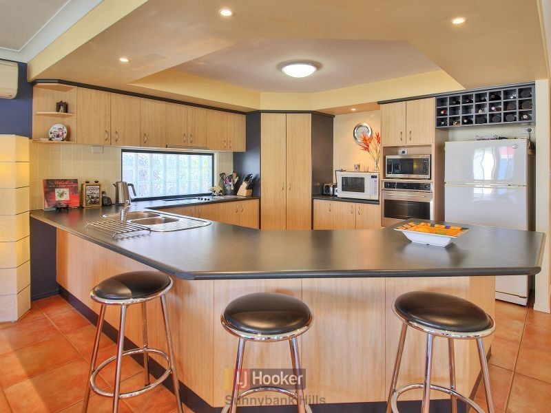 33 Juniper Circuit, Stretton QLD 4116