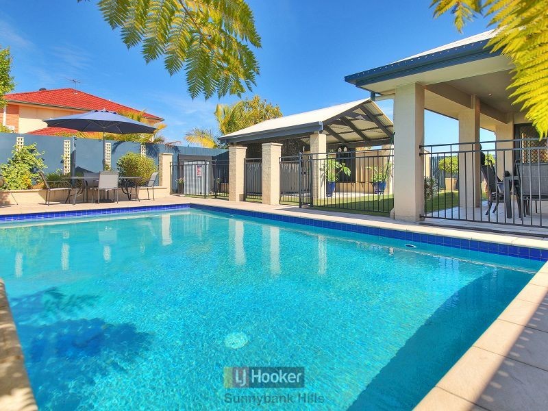 33 Juniper Circuit, Stretton QLD 4116