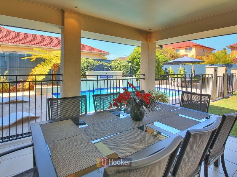 33 Juniper Circuit, Stretton QLD 4116