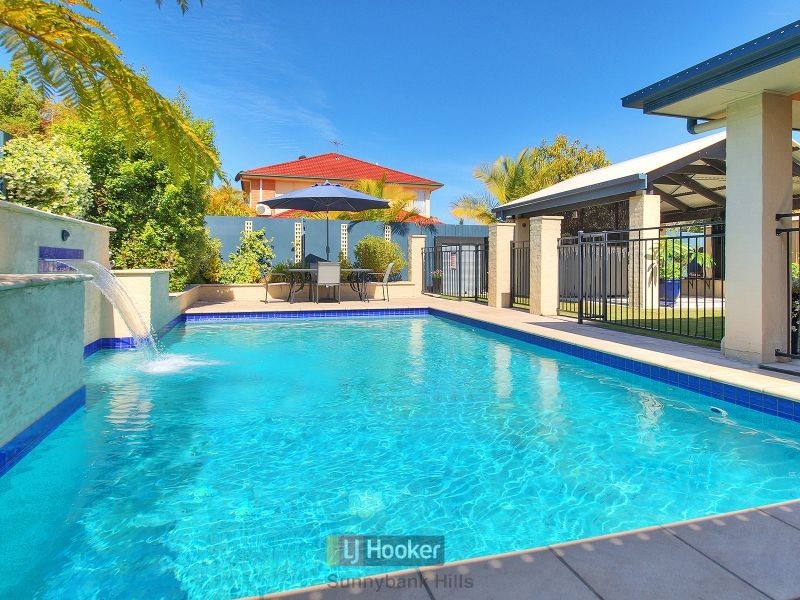 33 Juniper Circuit, Stretton QLD 4116