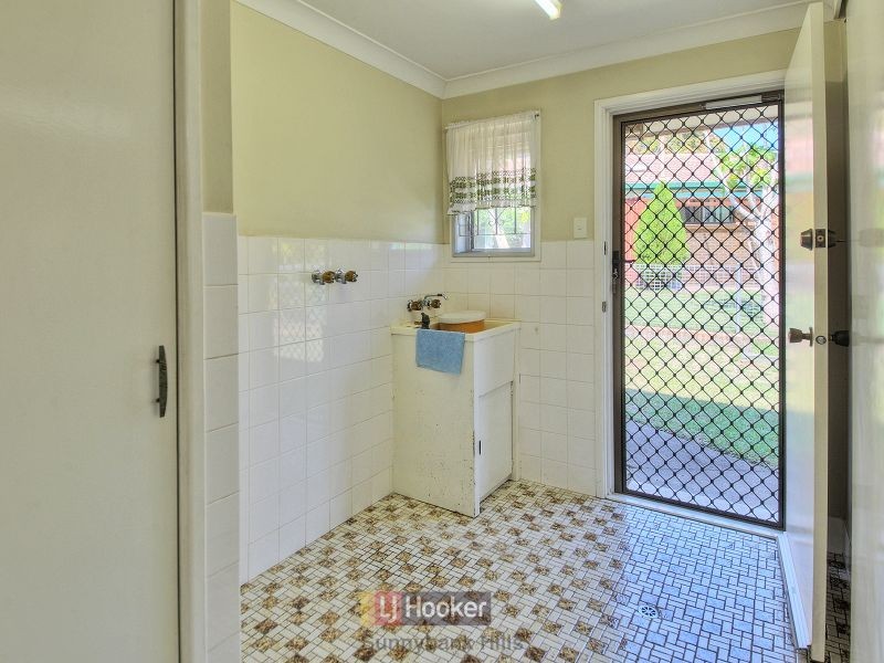 33 Manzill Street, Sunnybank Hills QLD 4109