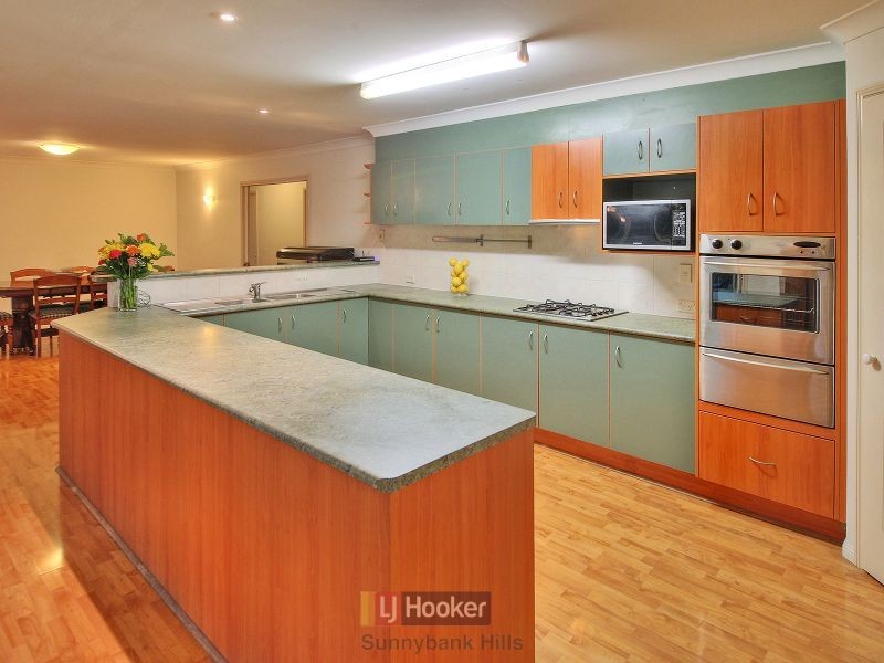 12 Kalanda Street, Runcorn QLD 4113