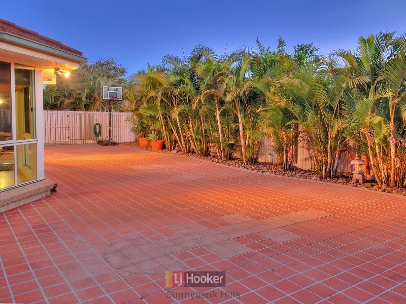 12 Kalanda Street, Runcorn QLD 4113