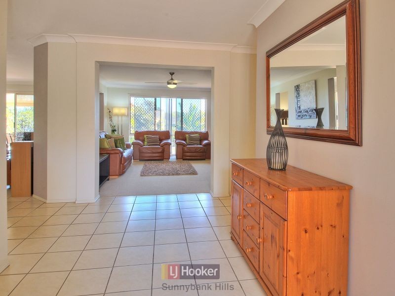 11 Henderson Crescent, Drewvale QLD 4116