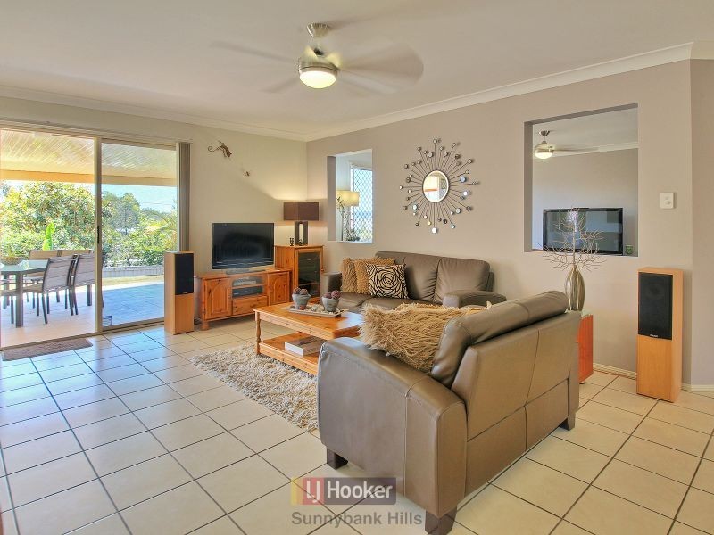 11 Henderson Crescent, Drewvale QLD 4116