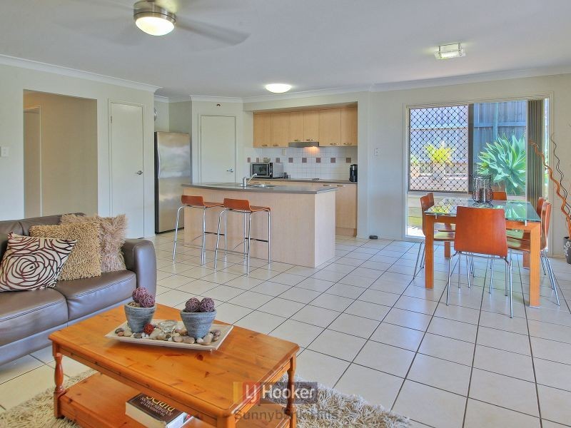 11 Henderson Crescent, Drewvale QLD 4116