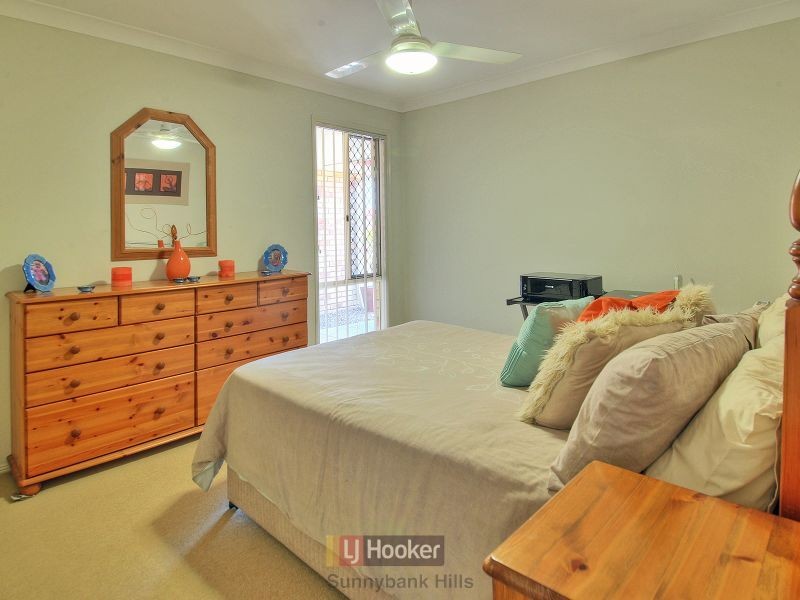 11 Henderson Crescent, Drewvale QLD 4116