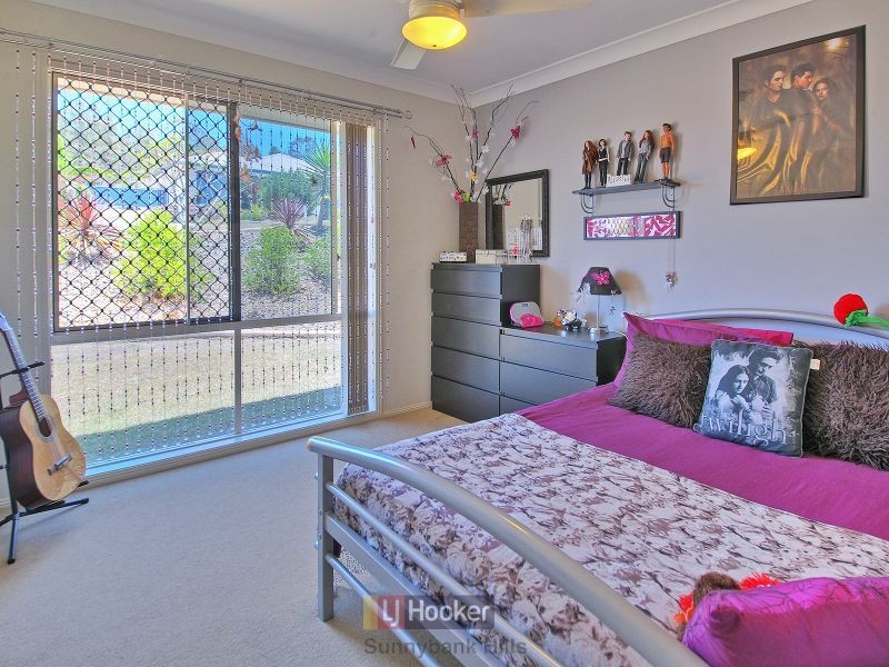 11 Henderson Crescent, Drewvale QLD 4116