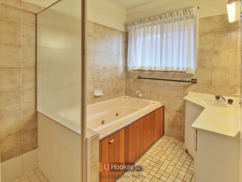 61 Honeywood Street, Sunnybank Hills QLD 4109