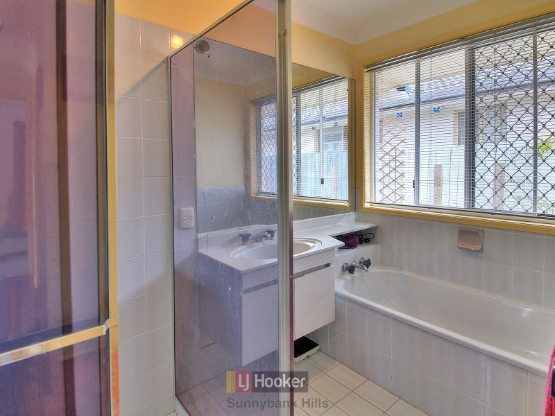 447 Gowan Road, Calamvale QLD 4116