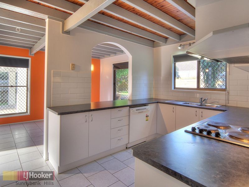 5 Birrie Place, Runcorn QLD 4113