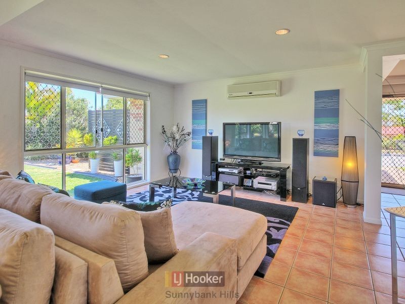 21 Bellview Place, Parkinson QLD 4115