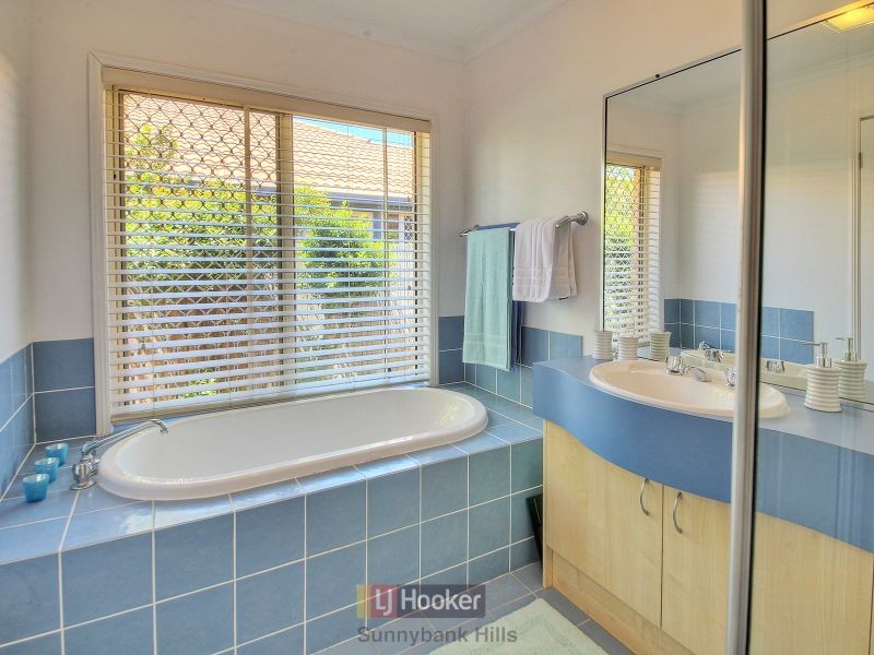 21 Bellview Place, Parkinson QLD 4115