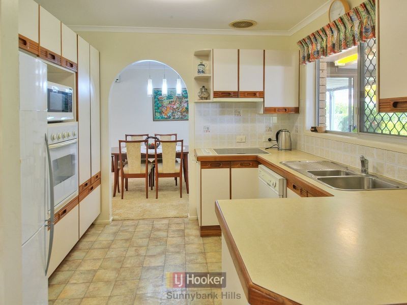 9 Dianella Street, Sunnybank QLD 4109