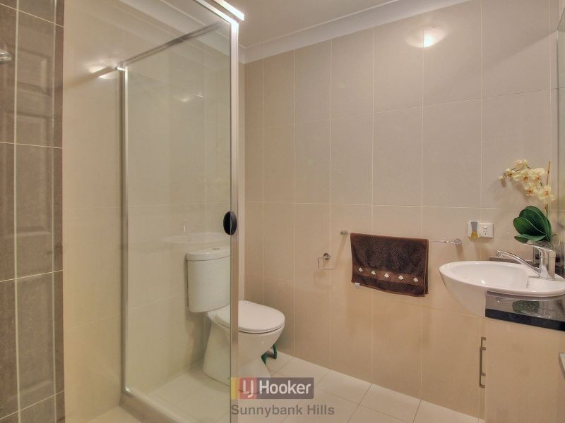 107 Hawthorn Circuit, Stretton QLD 4116