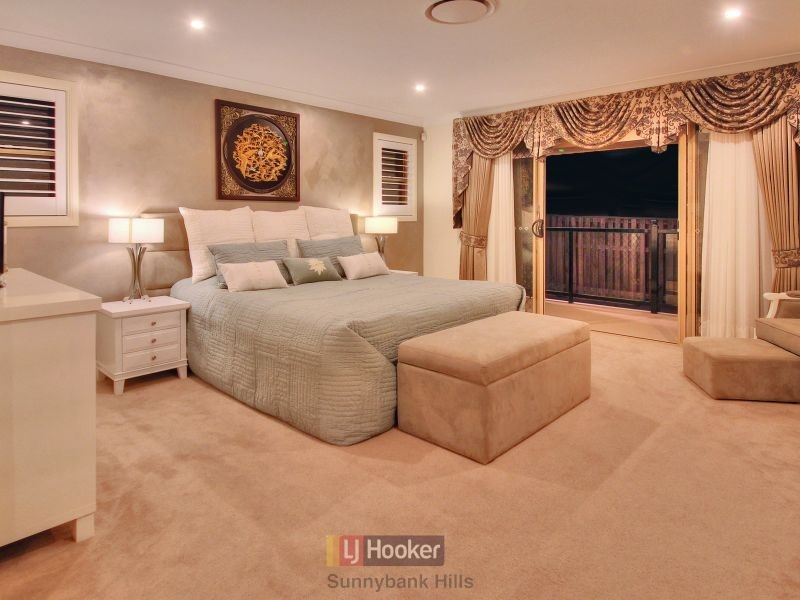 107 Hawthorn Circuit, Stretton QLD 4116