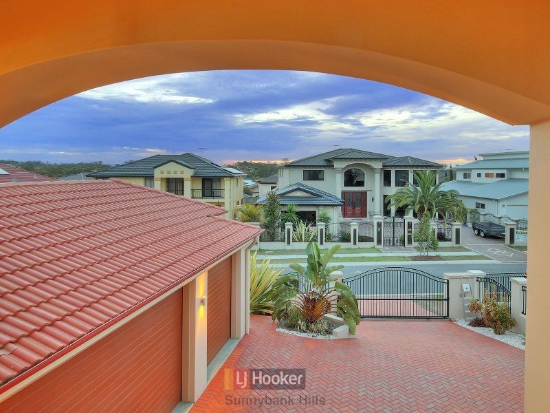 107 Hawthorn Circuit, Stretton QLD 4116