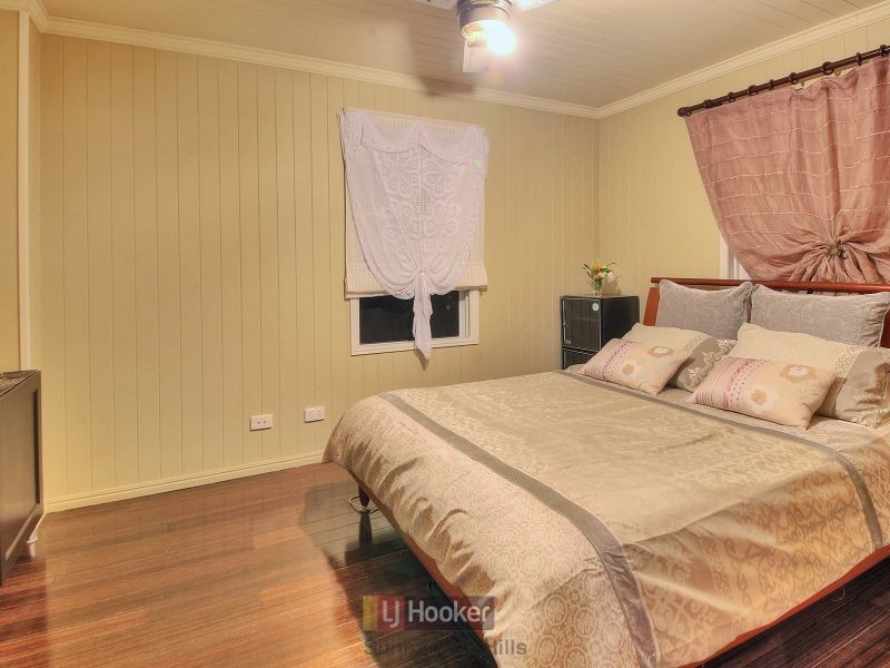 27 Croydon Street, Toowong QLD 4066