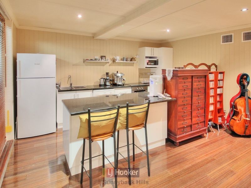 27 Croydon Street, Toowong QLD 4066