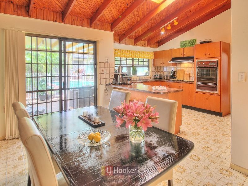 50 Fanfare Street, Eight Mile Plains QLD 4113