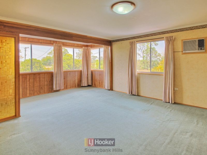 10 Lichen Court, Regents Park QLD 4118